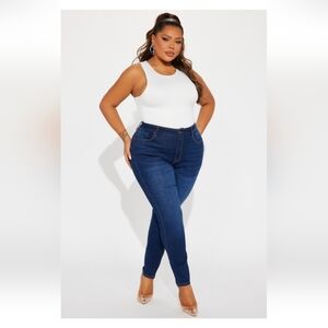 Fashion Nova Kiley Control Curvy Stretch Skinny Jeans - Dark Wash Size 14 EUC
